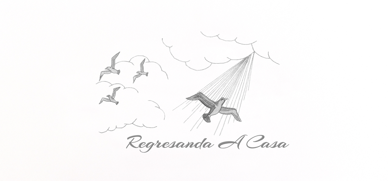 Regresanda A Casa Silver White Faux